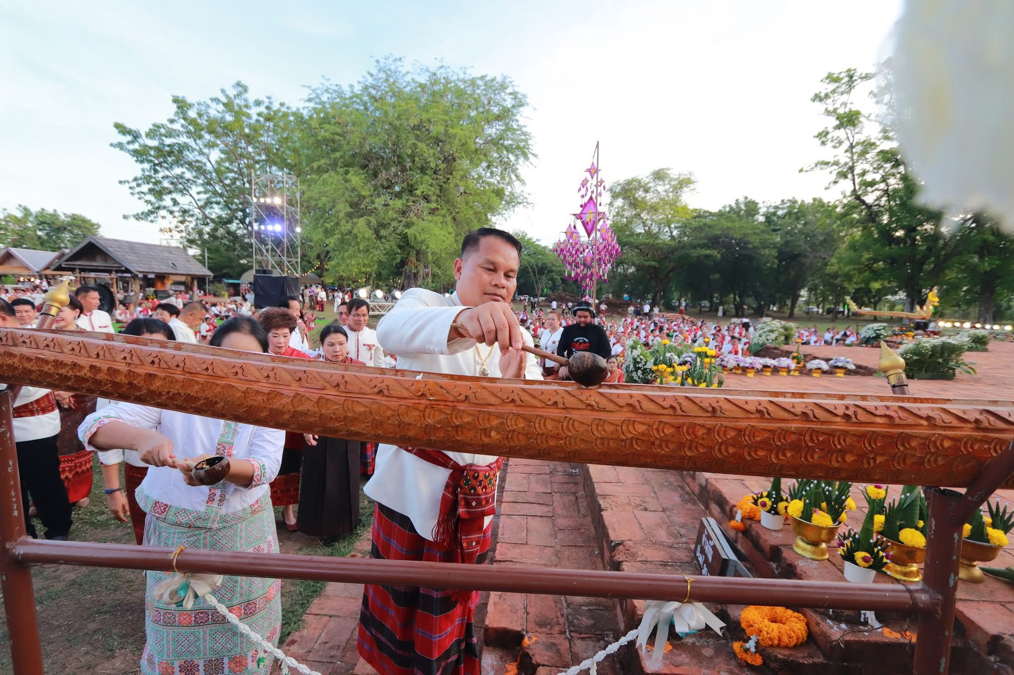 title - ส.ป.ก.กาฬสินธุ์ ร่วมพิธีเปิดงานเทศกาล “วิสาขปุณฺณมีปูชา” จังหวัดกาฬสินธุ์ ประจำปีงบประมาณ พ.ศ.2569
